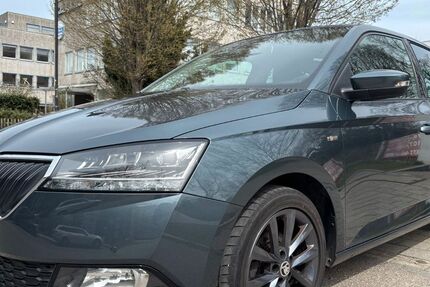 Skoda Fabia 125.000 km 8.400 &euro; Riemerling 85521