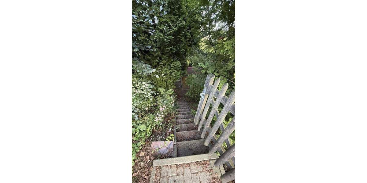 Reihenmittelhaus Aue - 5 Zimmer, 130 m&sup2;, 330.000&euro; | Angebot:25771065