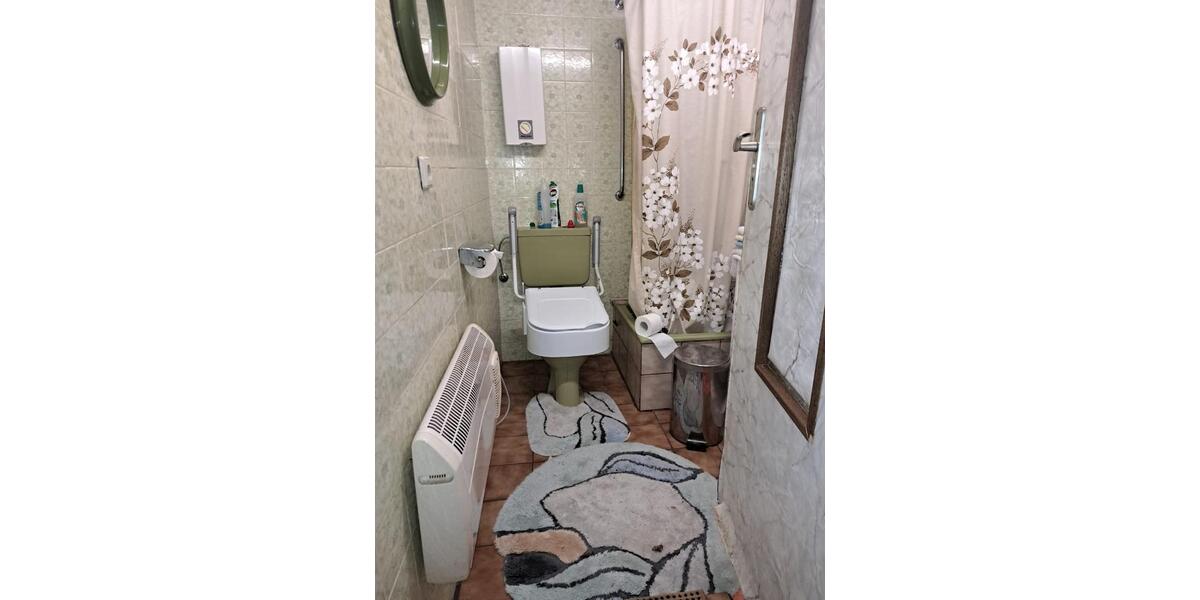 Mehrfamilienhaus, Wohnhaus Kastellaun - 6 Zimmer, 138 m&sup2;, 89.000&euro; | Angebot:25809705