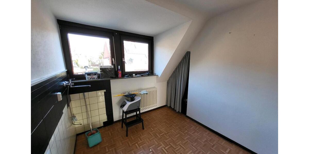 Dachgeschoßwohnung Hünxe - 3 Zimmer, 70 m&sup2;, 550&euro; | Angebot:24309795