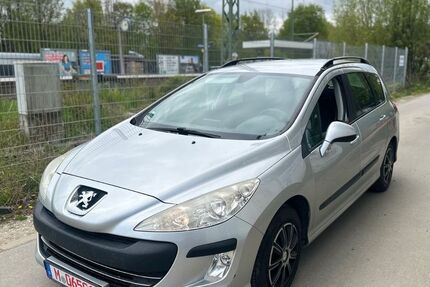 Peugeot 308 233.850 km 999 &euro; München 81929