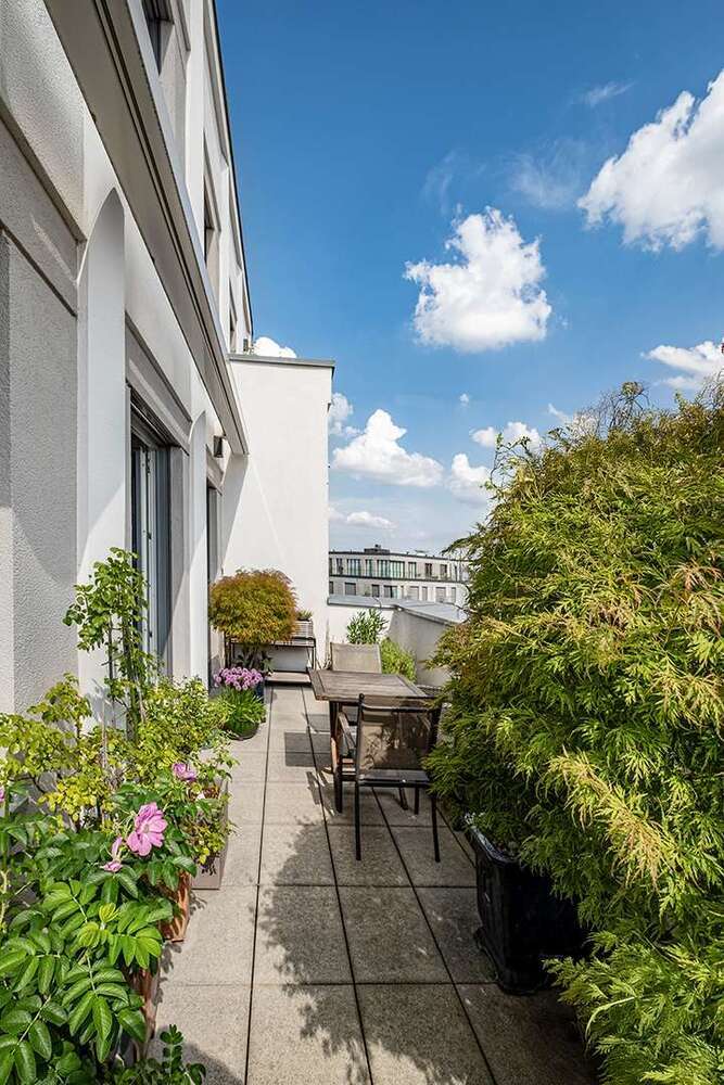 Wohnung zum Kaufen in Berlin 2.600.000 € 308 m²