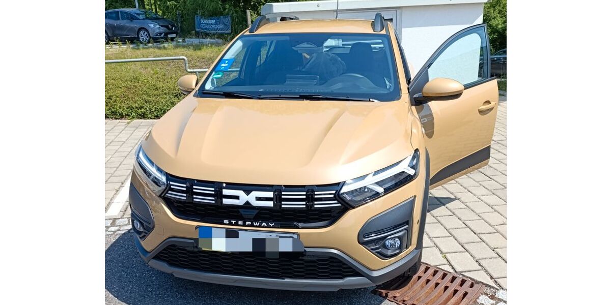 Dacia Sandero 16.000 km 15.999 &euro; Waffenbrunn 93494