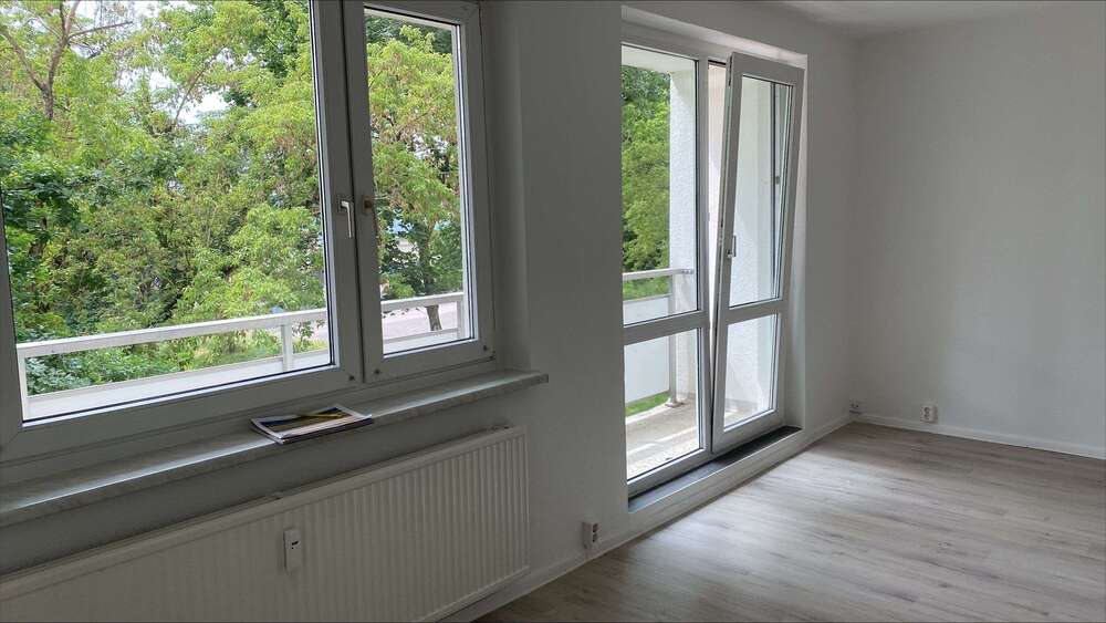 Etagenwohnung Halle (Saale) Neustadt - 4 Zimmer, 69 m&sup2;, 449&euro; | Angebot:26900588