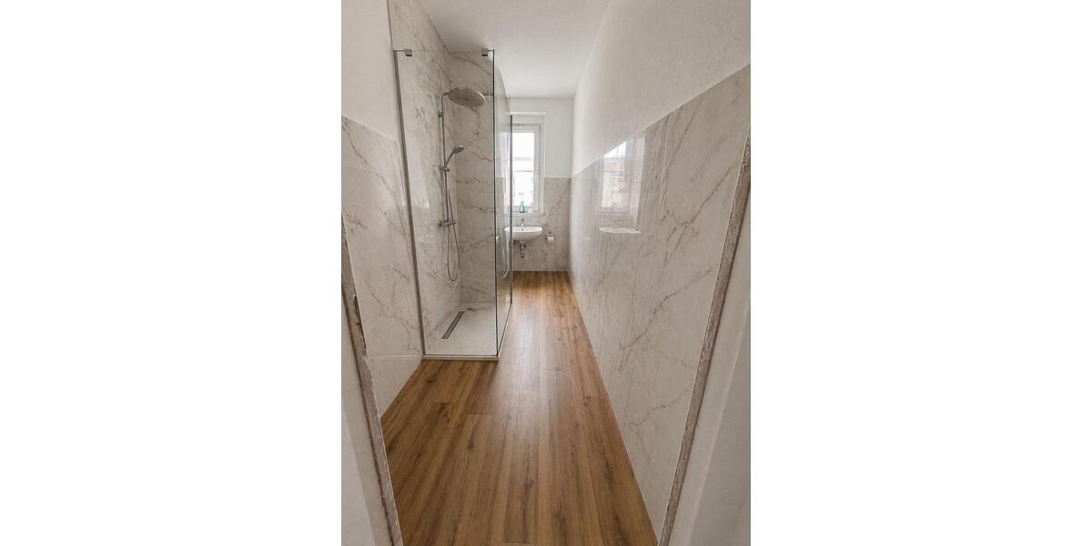 Etagenwohnung Leipzig Altwest - 4 Zimmer, 73 m&sup2;, 1.200&euro; | Angebot:26357415