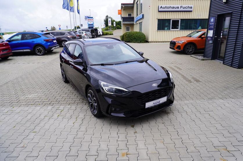 Ford Focus 91.000 km 18.900 € Böhmenkirch 89558