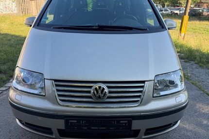 VW Sharan 169.200 km 4.999 &euro; Dresden 01097