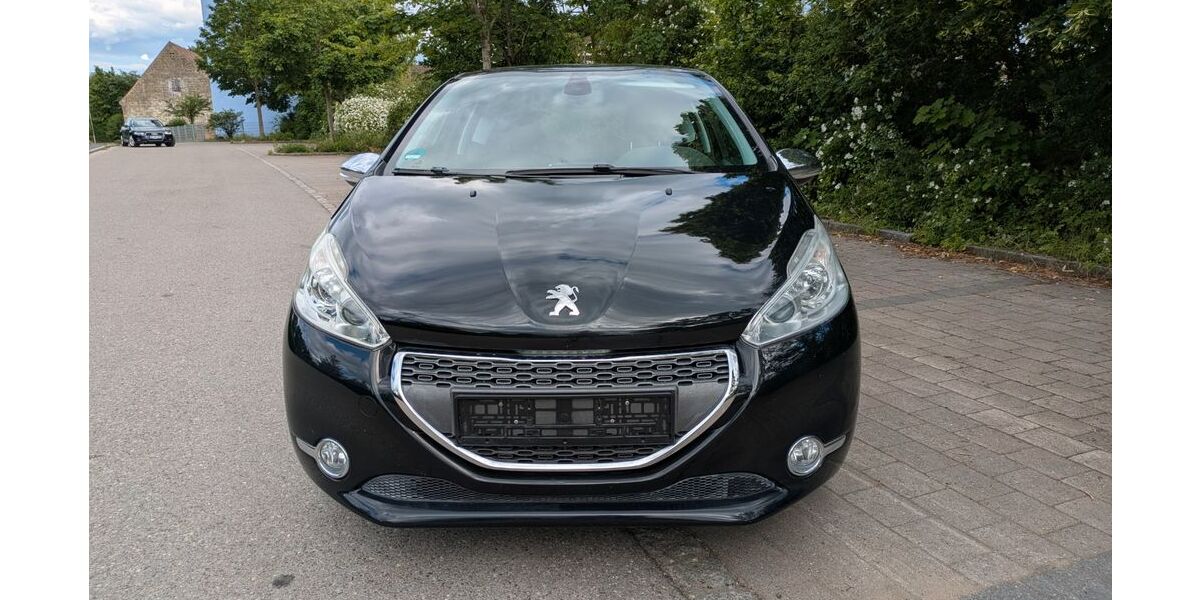 Peugeot 208 80.000 km 5.200 &euro; Wendelstein 90530