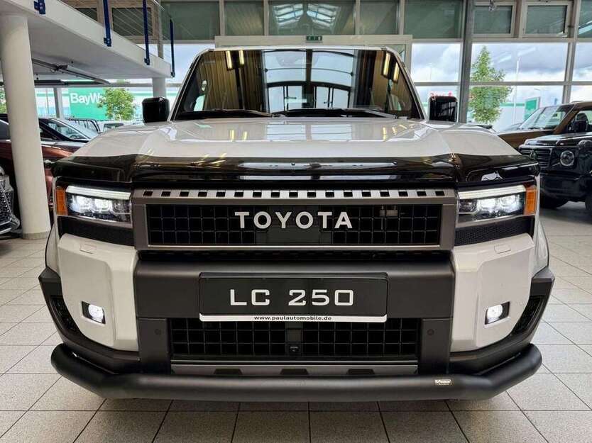 Land Cruiser