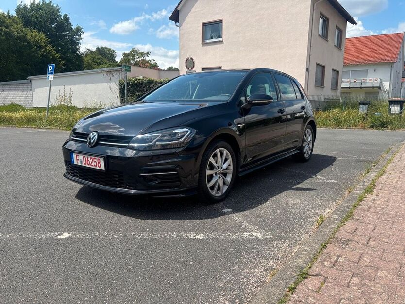 VW Golf 116.119 km 18.990 € Frankfurt 65931