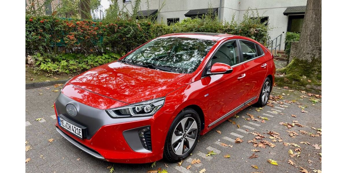 Hyundai IONIQ 61.075 km 15.499 &euro; Monheim am Rhein 40789