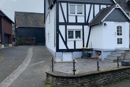 Doppelhaushälfte saniert zu vermieten 5 zimmer