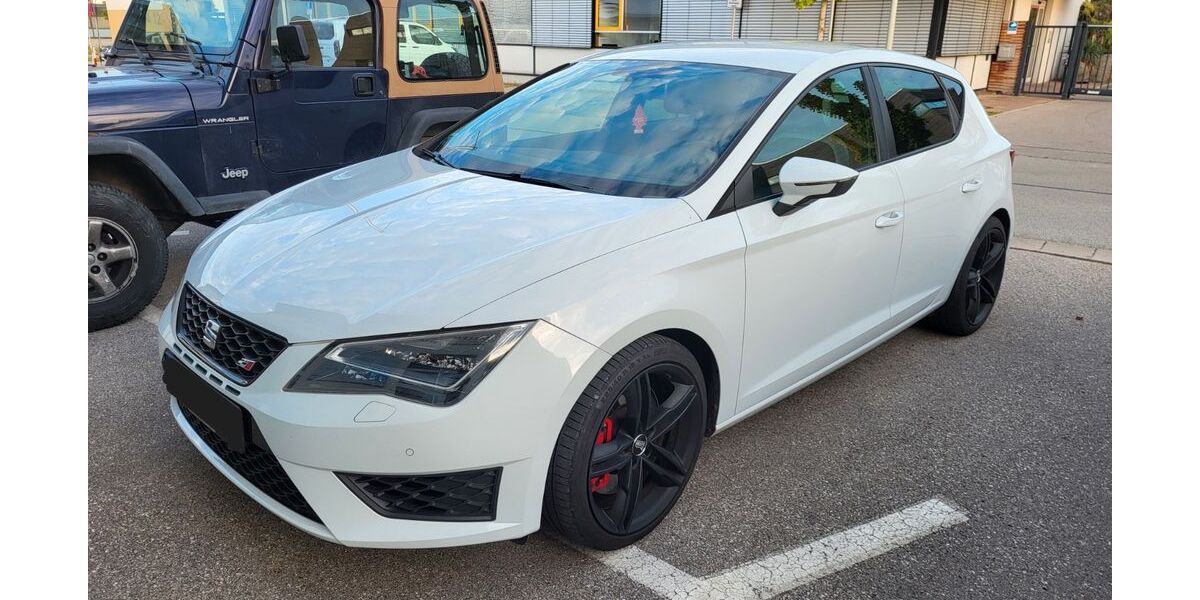 Seat Leon 141.800 km 13.900 &euro; Pleiskirchen 84568