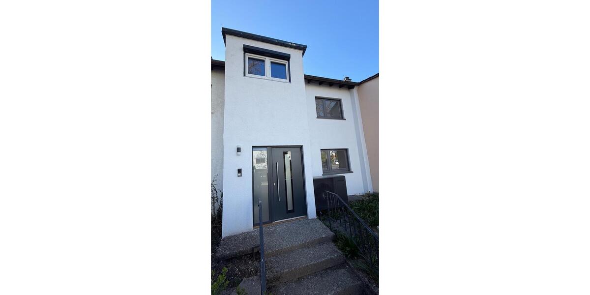 Reihenhaus Stuttgart Stuttgart-West - 6 Zimmer, 158 m&sup2;, 2.600&euro; | Angebot:26074634