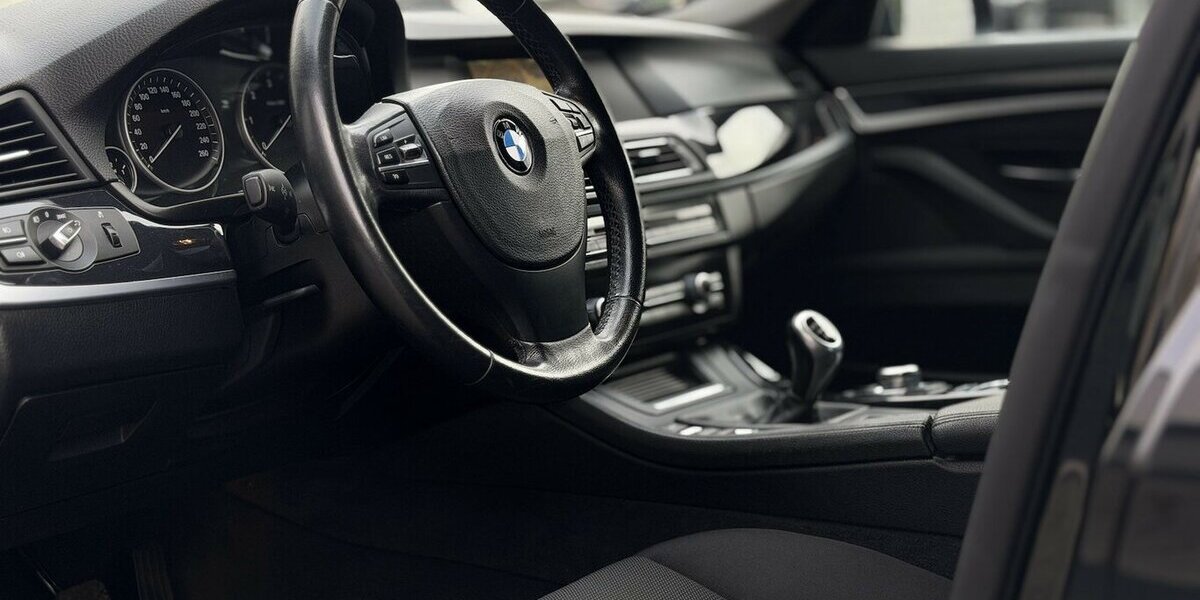BMW 520d / Navi / Klima / Xenon / 2.Hd 150.000 km 10.990 &euro; Mönchengladbach 41066