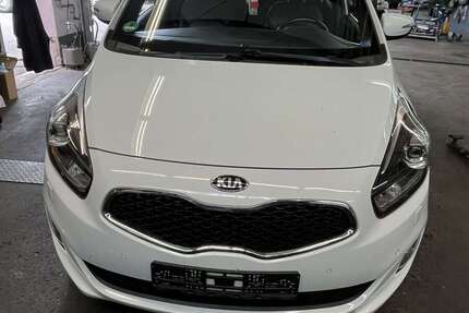 Kia Carens 142.000 km 15.999 € Albstadt 72458