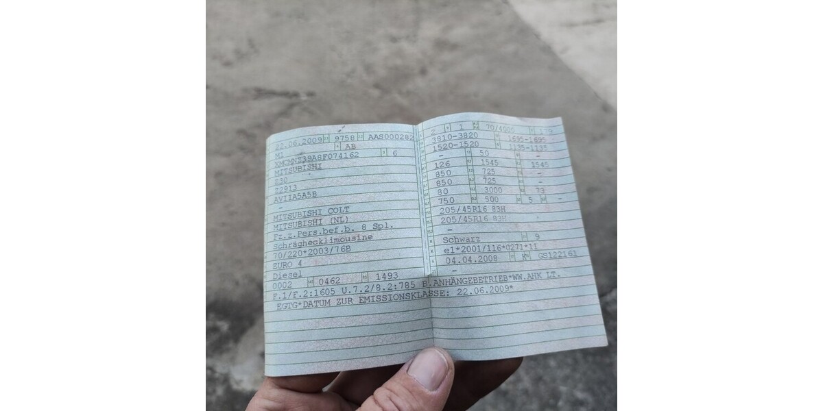 Mitsubishi Colt 250.000 km 2.199 € Aarbergen 65326