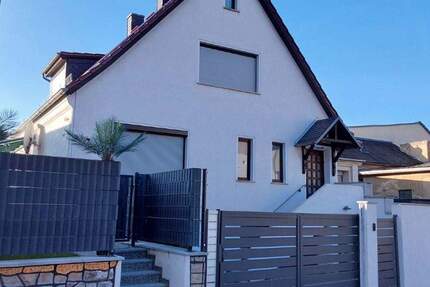 Haus Borna - 5 Zimmer, 145 m&sup2;, 325.000&euro; | Angebot:25141744