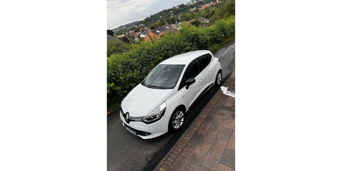 Renault Clio 87.000 km 7.999 &euro; Warburg 34414