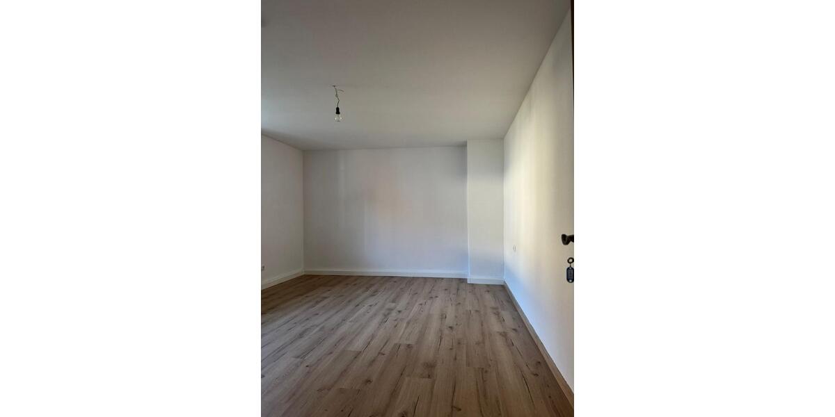 Reihenhaus Steindorf - 6 Zimmer, 153 m&sup2;, 1.500&euro; | Angebot:25969563