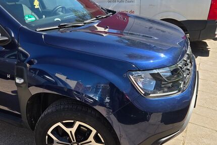 Dacia Duster 81.000 km 15.200 &euro; Halle 06132