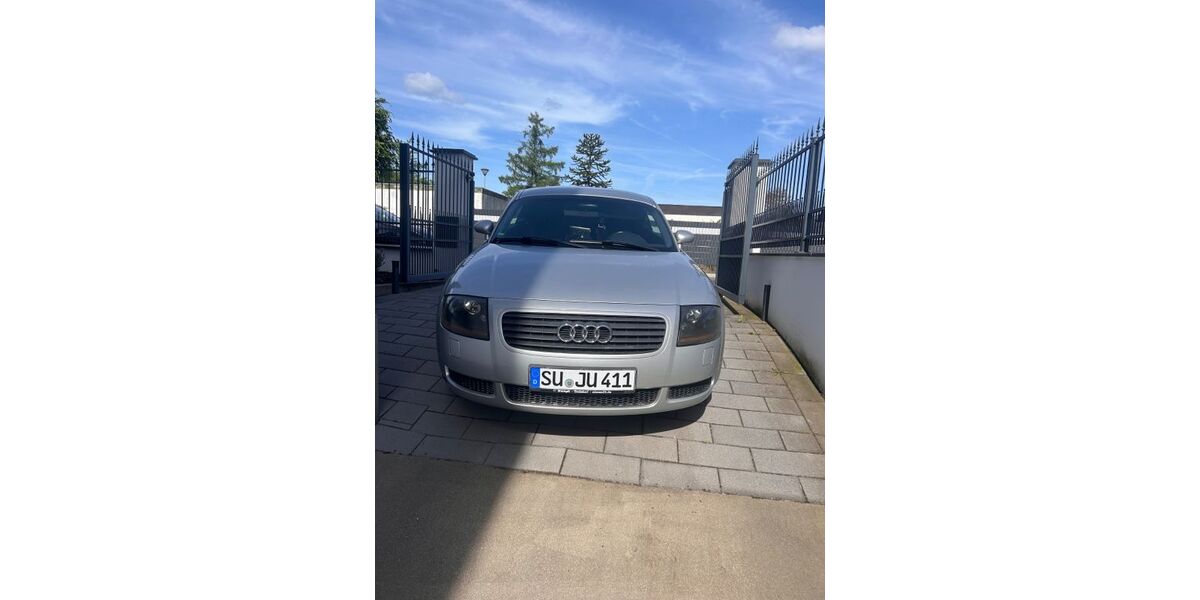 Audi TT 150.000 km 9.990 &euro; Troisdorf 53840