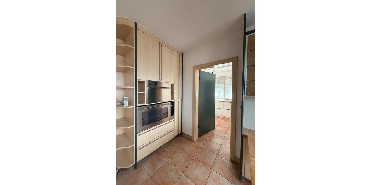 Einfamilienhaus Borken - 6 Zimmer, 270 m&sup2;, 2.500&euro; | Angebot:26340395