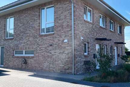 Haus zum Mieten in Lasbek 1.850 € 137 m²