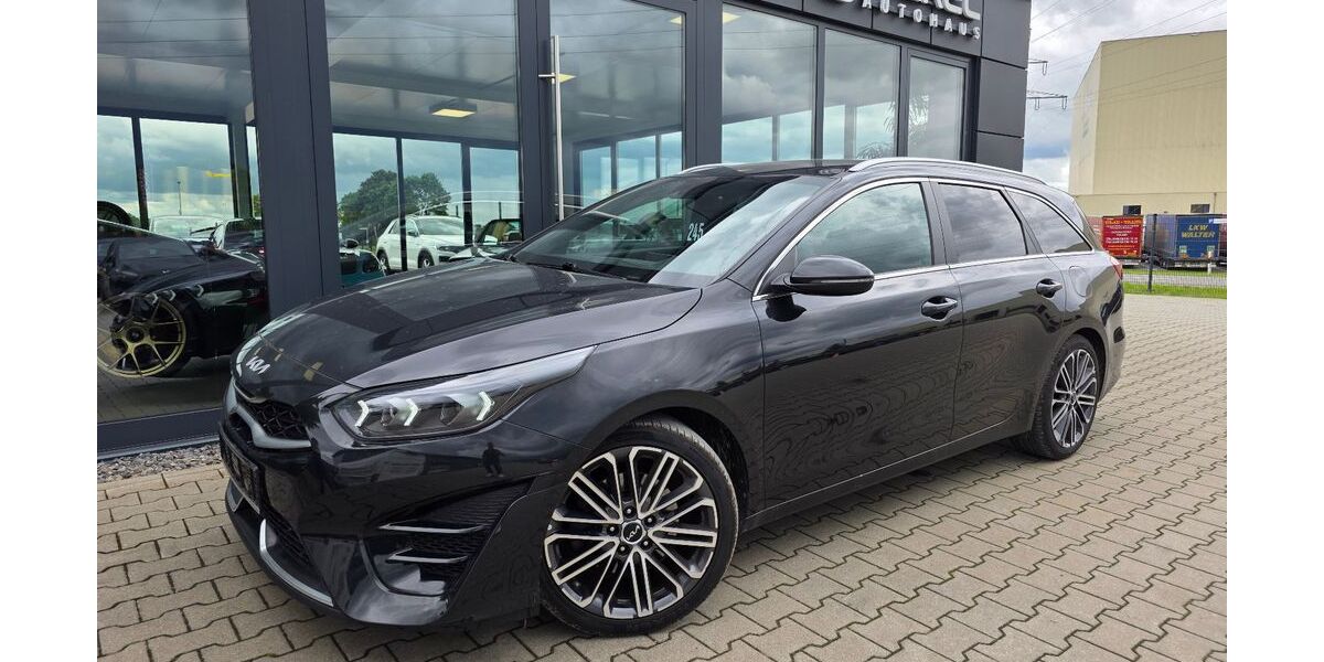 Kia ceed Sportswagon 98.000 km 18.999 &euro; Damme 49401