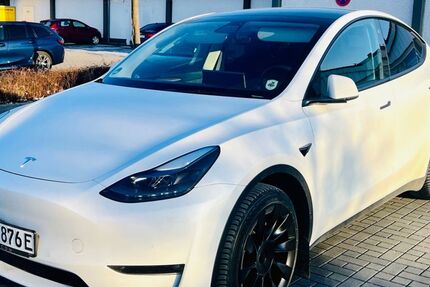 Tesla Model Y 95.000 km 29.500 &euro; München 81241