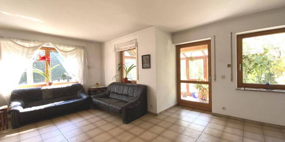 Einfamilienhaus Nabburg - 5 Zimmer, 135 m&sup2;, 310.000&euro; | Angebot:26595228