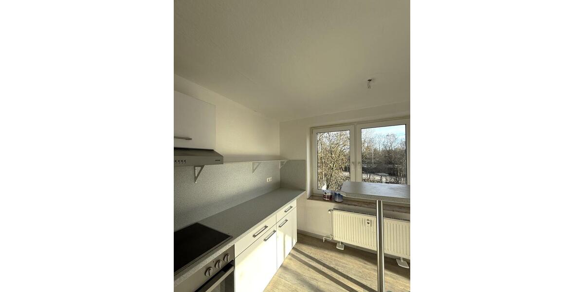 Dachgeschoßwohnung Kiel Ellerbek - 3 Zimmer, 70 m&sup2;, 899&euro; | Angebot:25483115