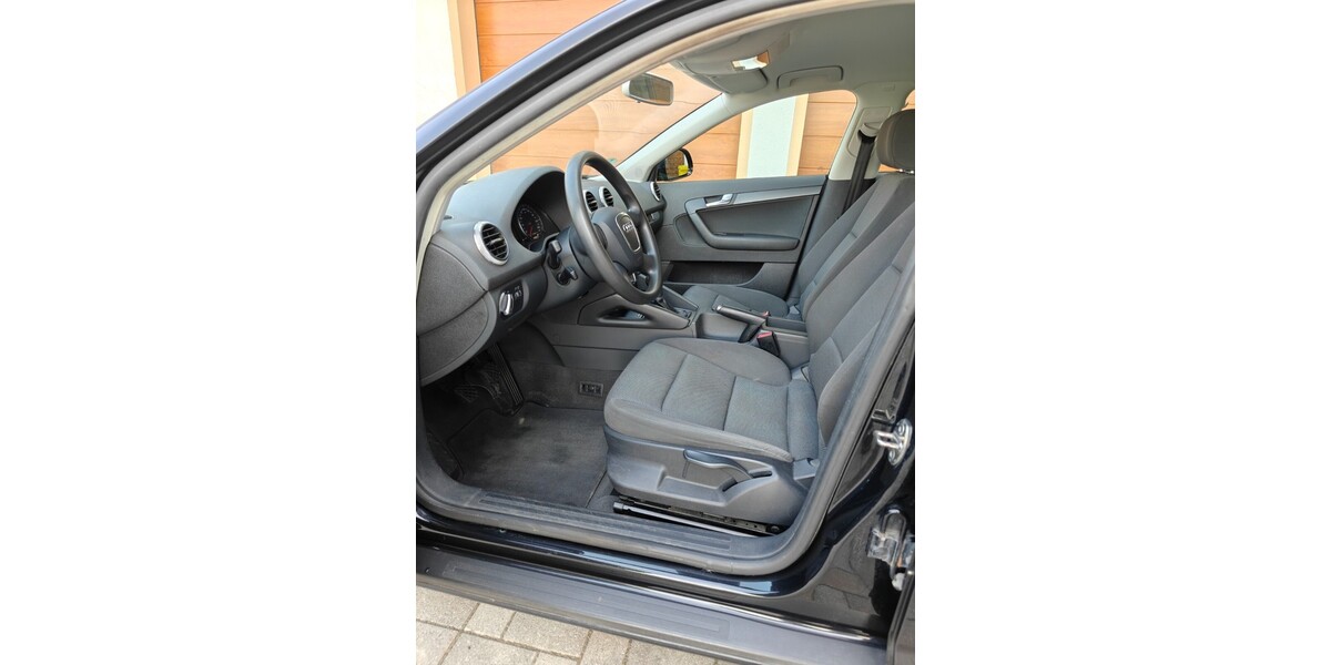 Audi A3 Sportback 293.573 km 4.500 &euro; Unterneukirchen 84579
