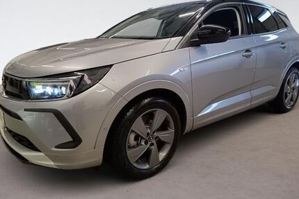 Opel Grandland (X) 3.155 km 26.985 &euro; Marktredwitz 95615