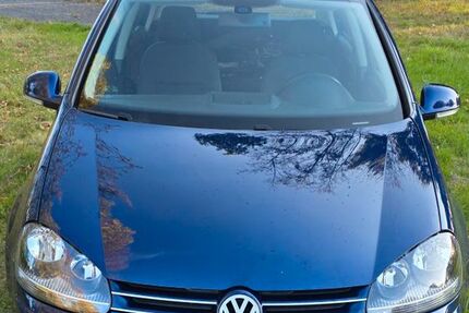 VW Golf 64.000 km 4.890 &euro; Naila 95119