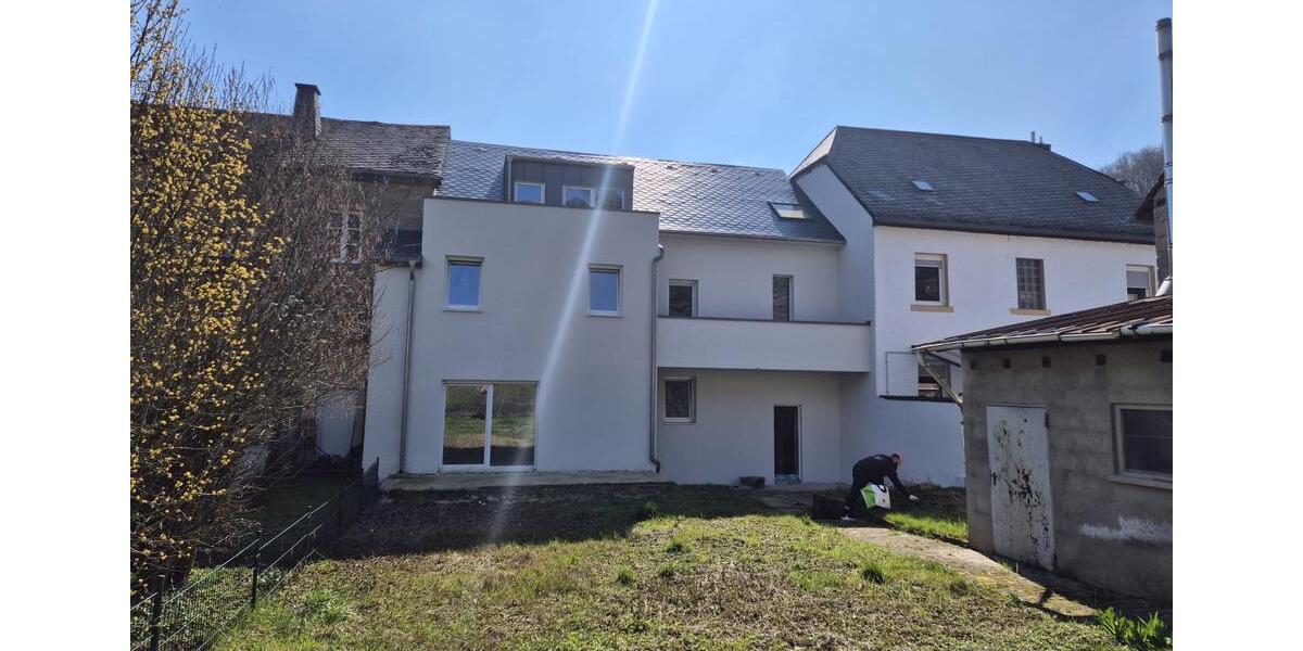 Mehrfamilienhaus, Wohnhaus Echternacherbrück - 6 Zimmer, 207 m&sup2;, 285.000&euro; | Angebot:26222783