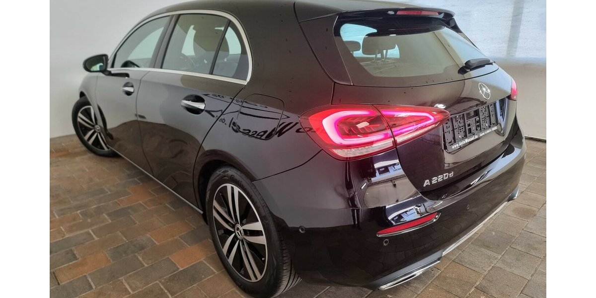 Mercedes-Benz A 220 d Progressive LED ACC AHK Kamera Keyless 41.300 km 28.850 &euro; Garrel 49681