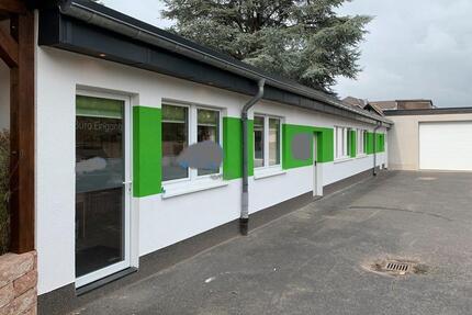 Büro Lager Halle Werkstatt Handwerker