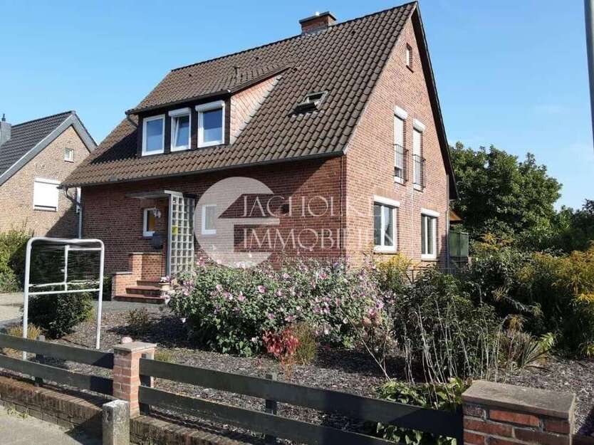 Haus zum Kaufen in Bad Bevensen Medingen 298.000 € 120 m²