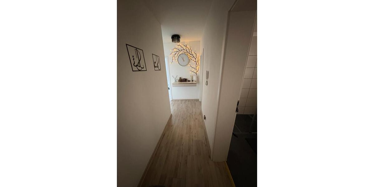 Erdgeschoßwohnung Grevenbroich Neuenhausen - 2 Zimmer, 64 m&sup2;, 850&euro; | Angebot:26350518