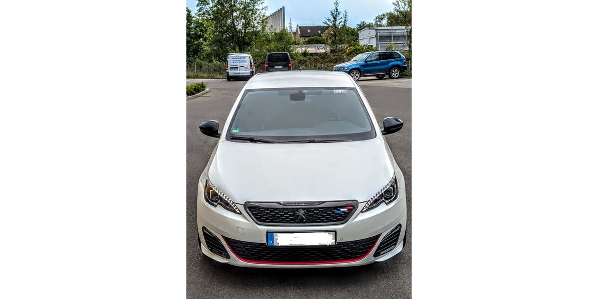 Peugeot 308 123.000 km 16.800 &euro; Kirchheim 73230