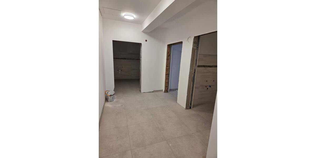 Gewerbeobjekt Eisenach - 7 Zimmer, 272 m&sup2;, 1.905&euro; | Angebot:25731715
