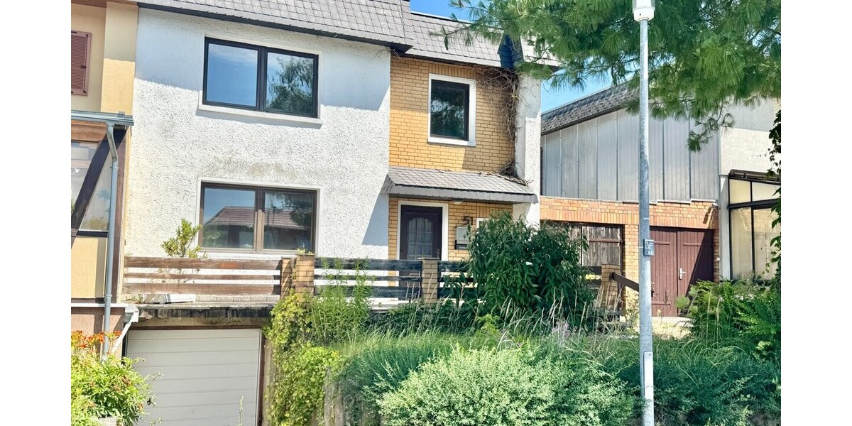 HORN IMMOBILIEN ++ RESERVIERT! Haus Neubrandenburg Oststadt - sanierungsbedürftig - Doppelhaushälfte Neubrandenburg | Angebot:27129966