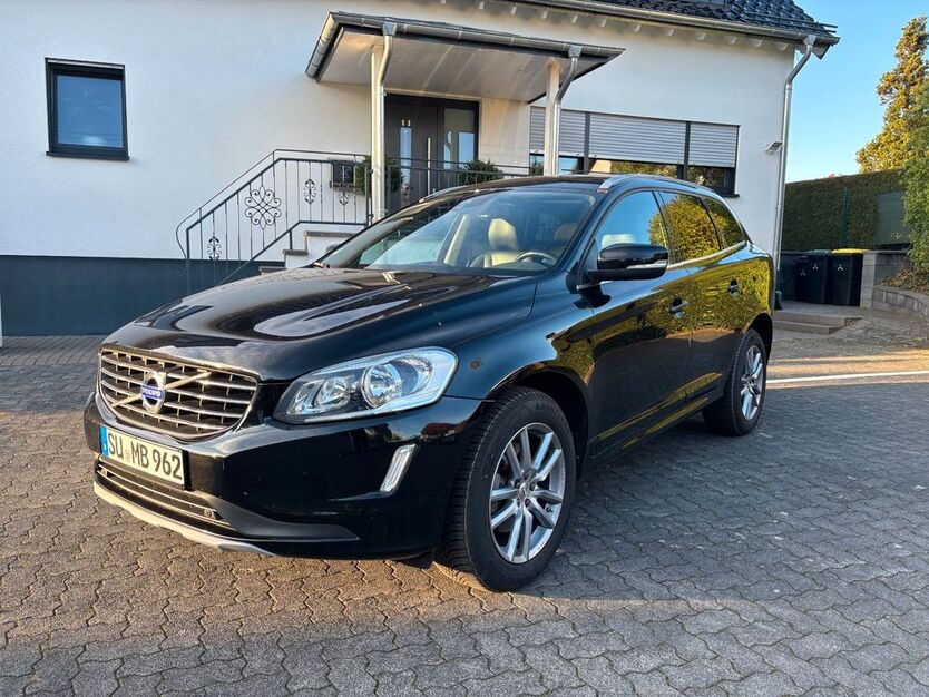 Volvo XC60 46.999 km 22.590 € Hennef 53773