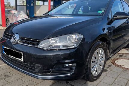 VW Golf 140.000 km 9.500 &euro; Freiburg 79110