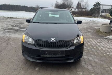 Skoda Fabia 105.000 km 4.999 &euro; Schwandorf 92421