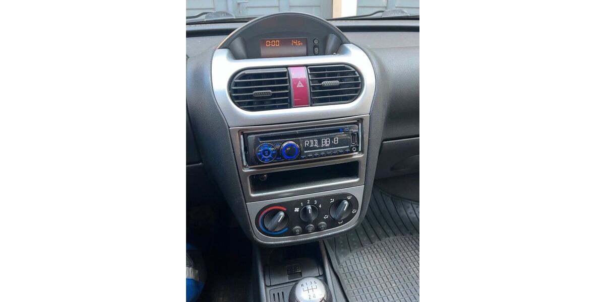 Opel Corsa 140.000 km 800 &euro; Brandenburg 14770