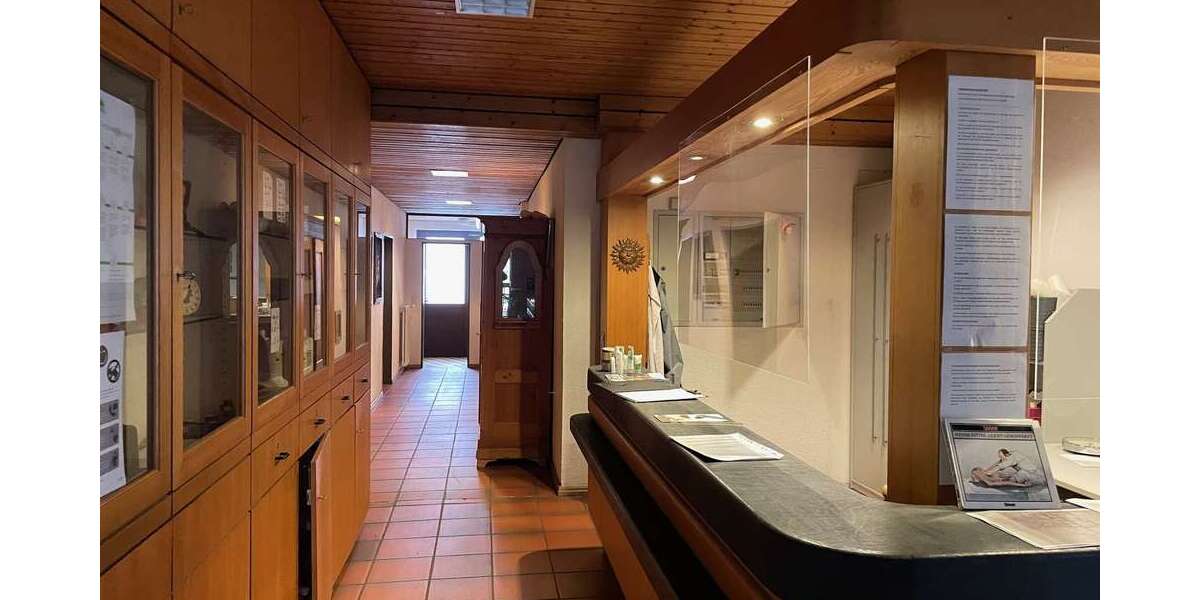 Etagenwohnung Achern - 25 Zimmer, 460 m&sup2;, 449.000&euro; | Angebot:23907421