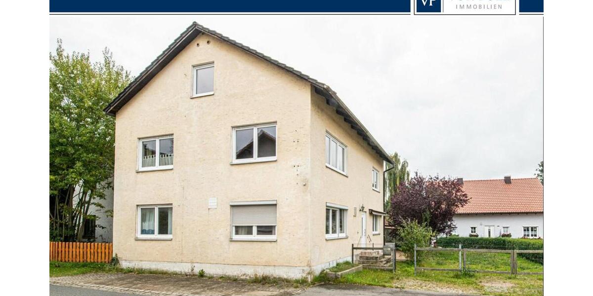 Zweifamilienhaus mit großem Grundstück 8 zimmer