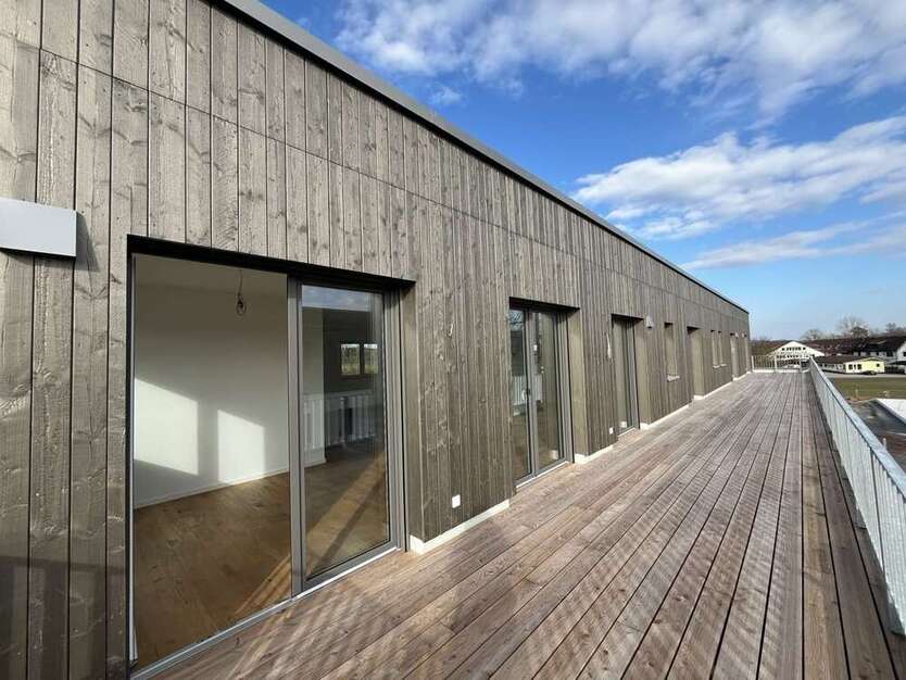 Wohnung zum Mieten in Speichersdorf 933,66 € 88.92 m²